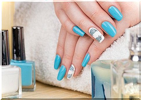 Acrylic nails - Are they really safe for health?