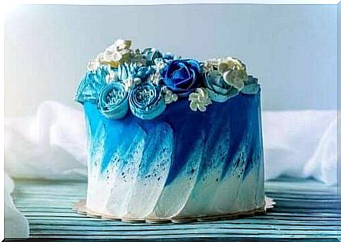 Blue wedding cake