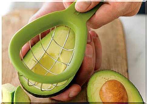 Slicing an avocado