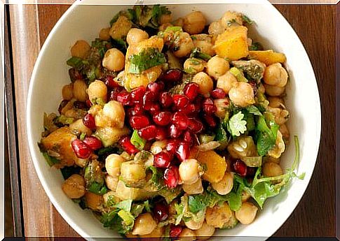 Nutritious chickpea salad