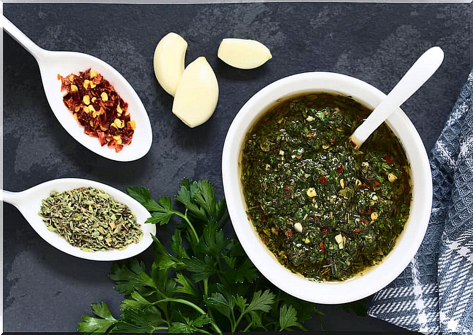 Chimichurri sauce: a healthy and tasty addition