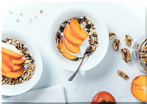 Oatmeal with peaches