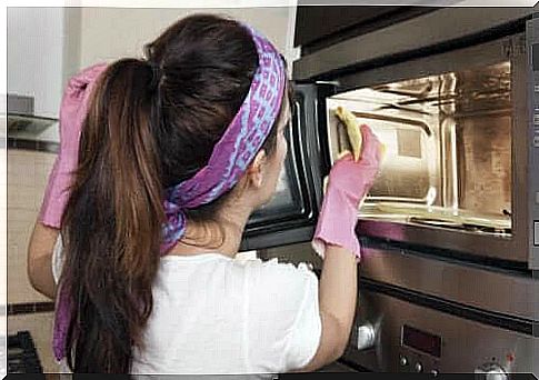 Oven cleaning methods