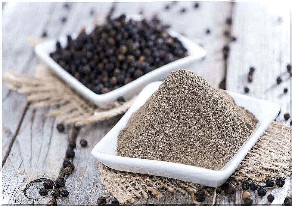 Black pepper for hair growth