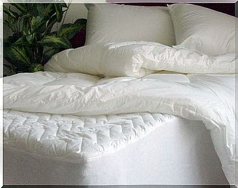 A clean mattress