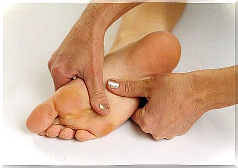 How do you cure pain in the sole of the foot?