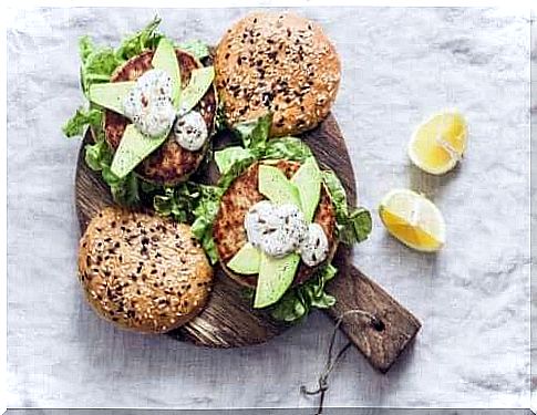 Tuna fillet burgers: a healthy recipe