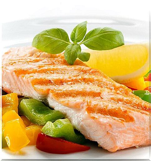 Salmon with vegetables