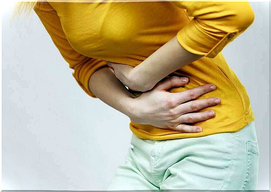 Woman with abdominal pain - rectus abdominal muscle dehiscence